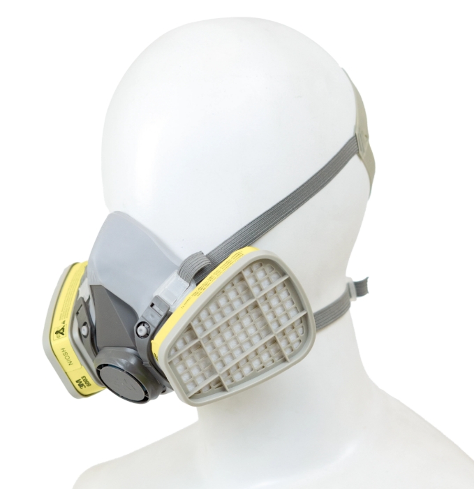 [FM-008] 3M half Facemask